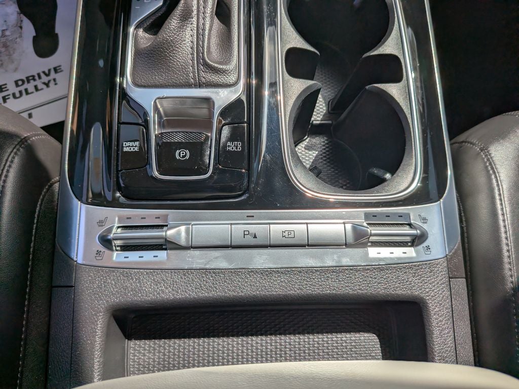 2023 Kia Carnival SX