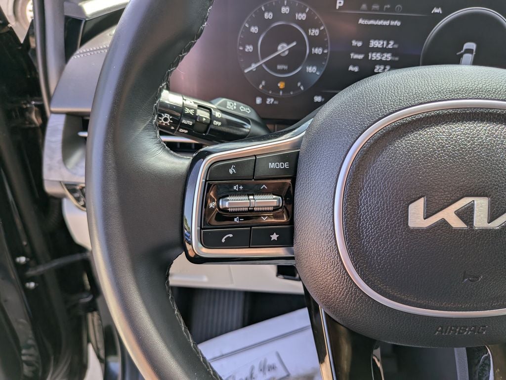 2023 Kia Carnival SX
