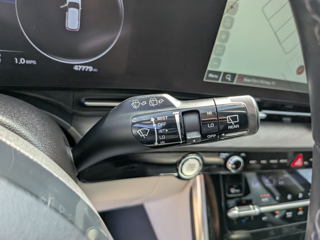 2023 Kia Carnival SX