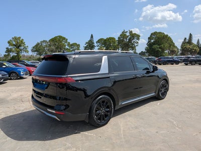 2023 Kia Carnival SX