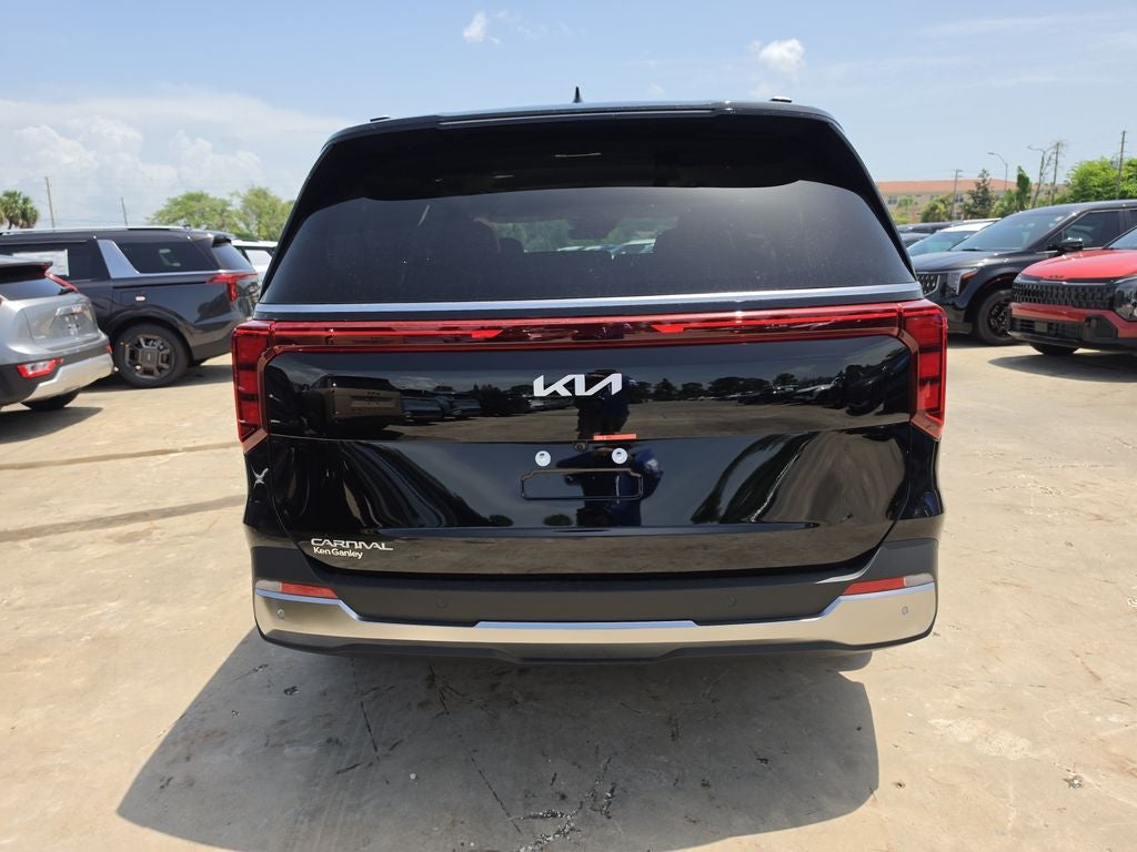 2026 Kia Carnival SX