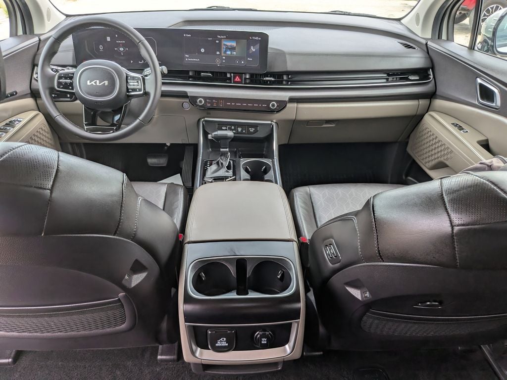 2025 Kia Carnival SX