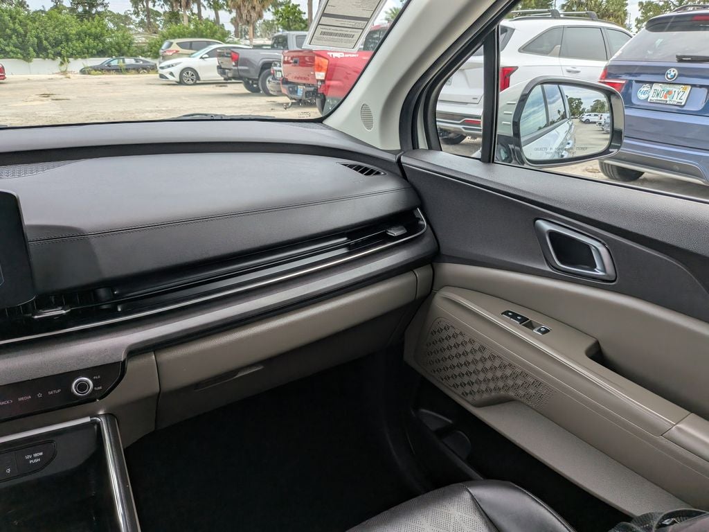 2025 Kia Carnival SX