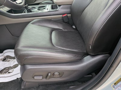2025 Kia Carnival SX