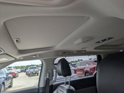 2025 Kia Carnival SX
