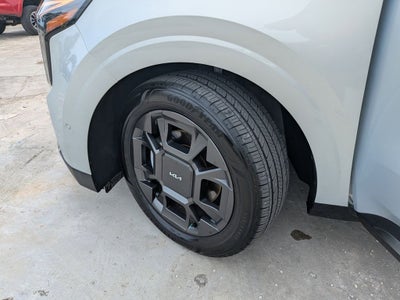 2025 Kia Carnival SX