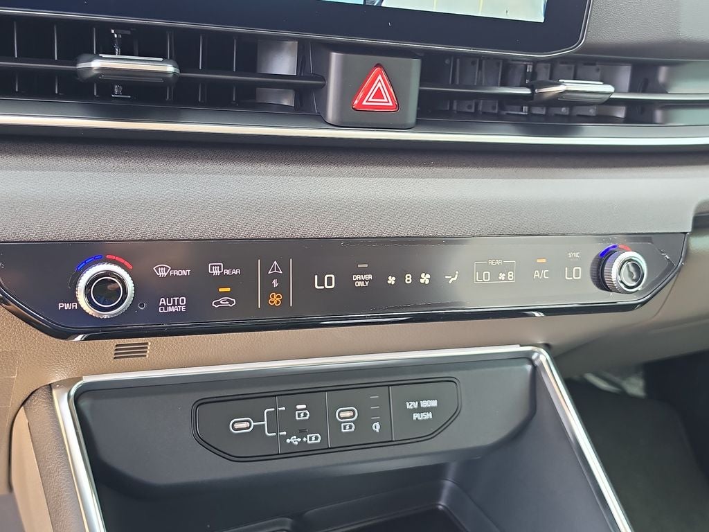 2026 Kia Carnival Hybrid SX