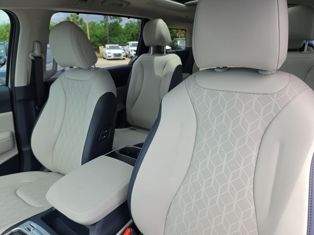 2026 Kia Carnival Hybrid SX