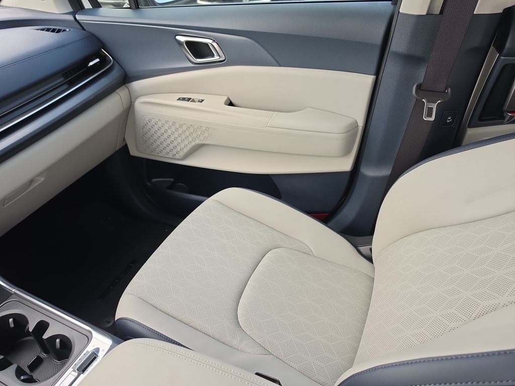 2027 Kia Carnival Hybrid SX