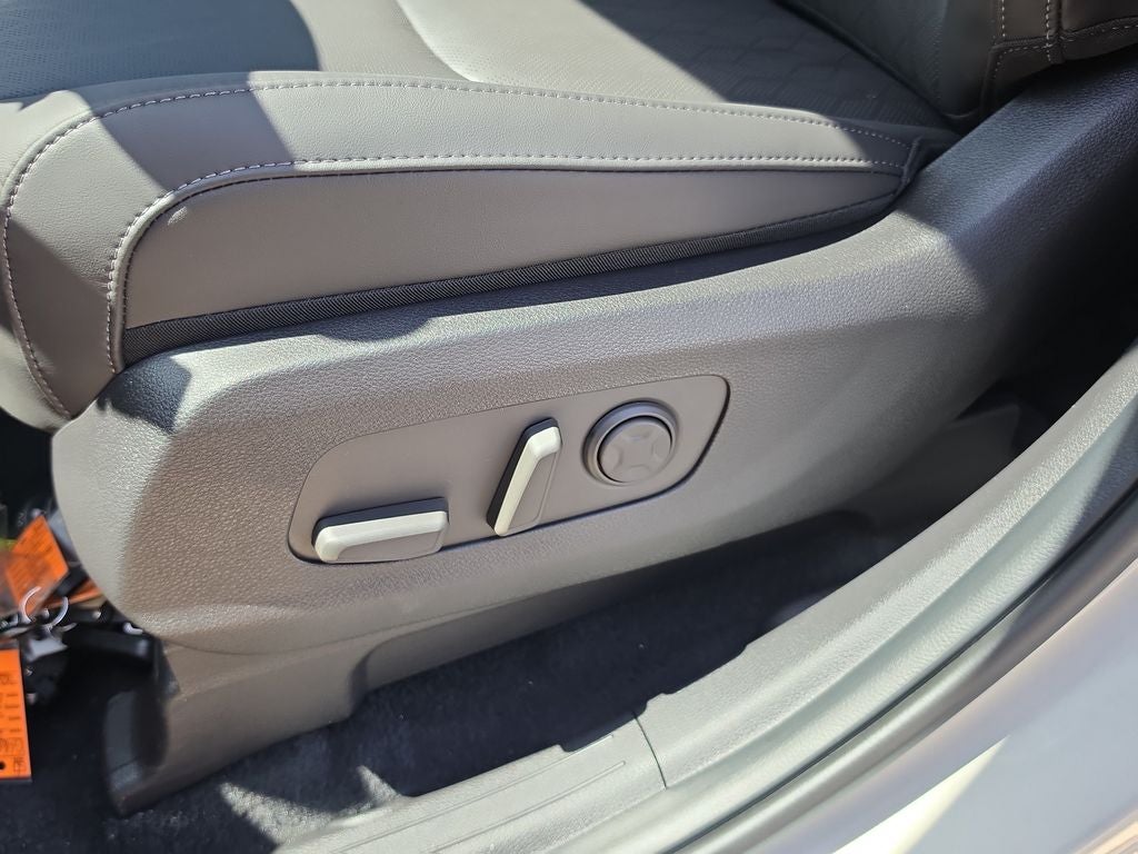 2027 Kia Carnival Hybrid SX