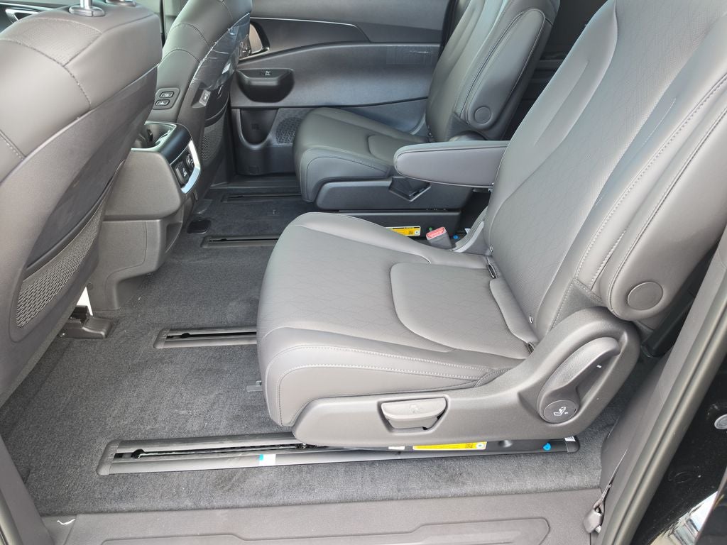 2027 Kia Carnival Hybrid SX
