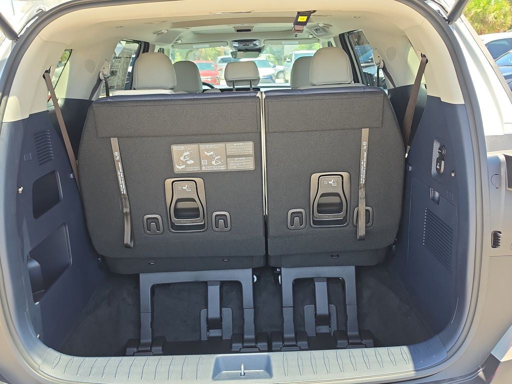 2026 Kia Carnival Hybrid SX