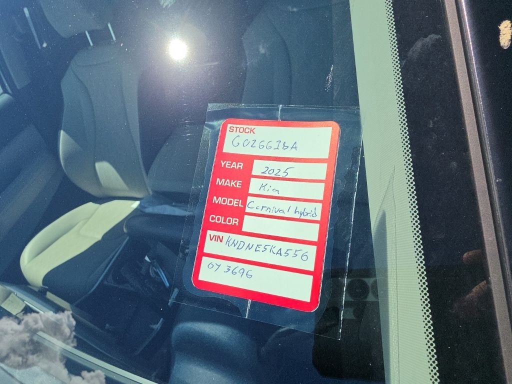 2025 Kia Carnival Hybrid SX