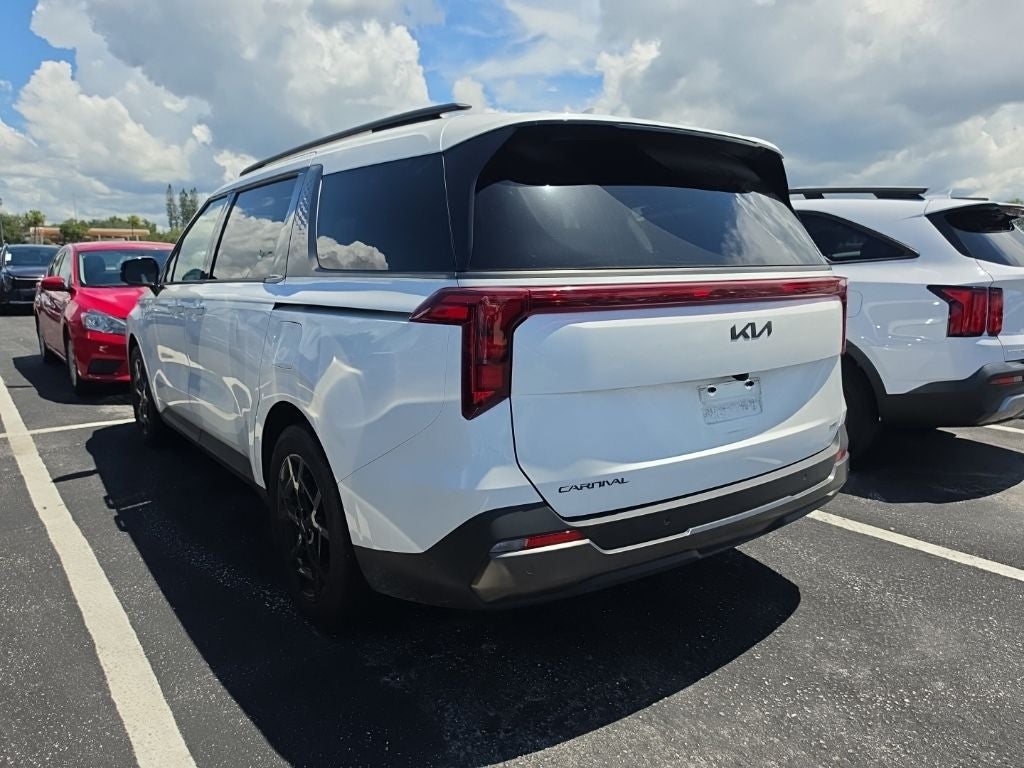 2025 Kia Carnival Hybrid SX