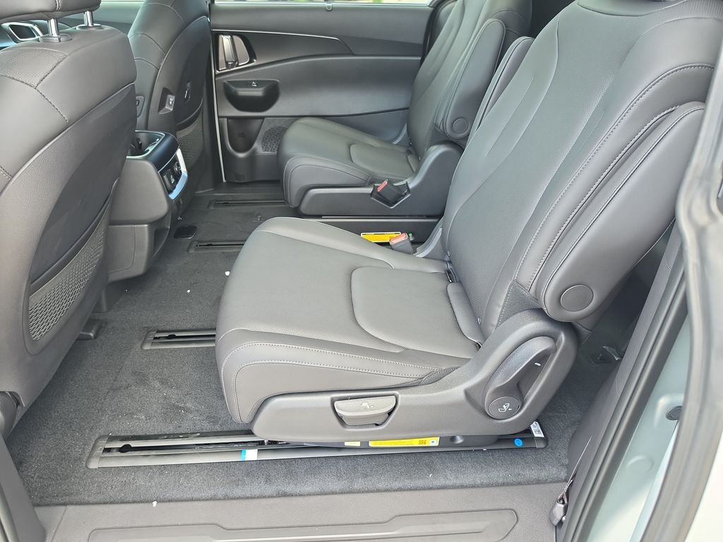 2027 Kia Carnival Hybrid SX