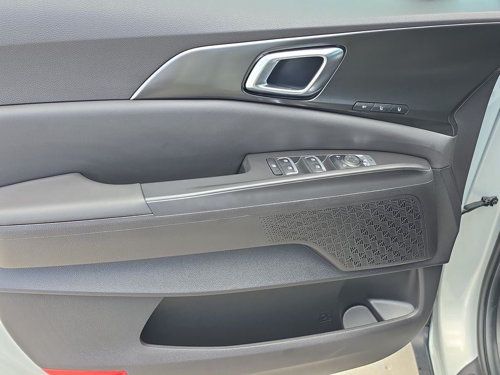 2027 Kia Carnival Hybrid SX