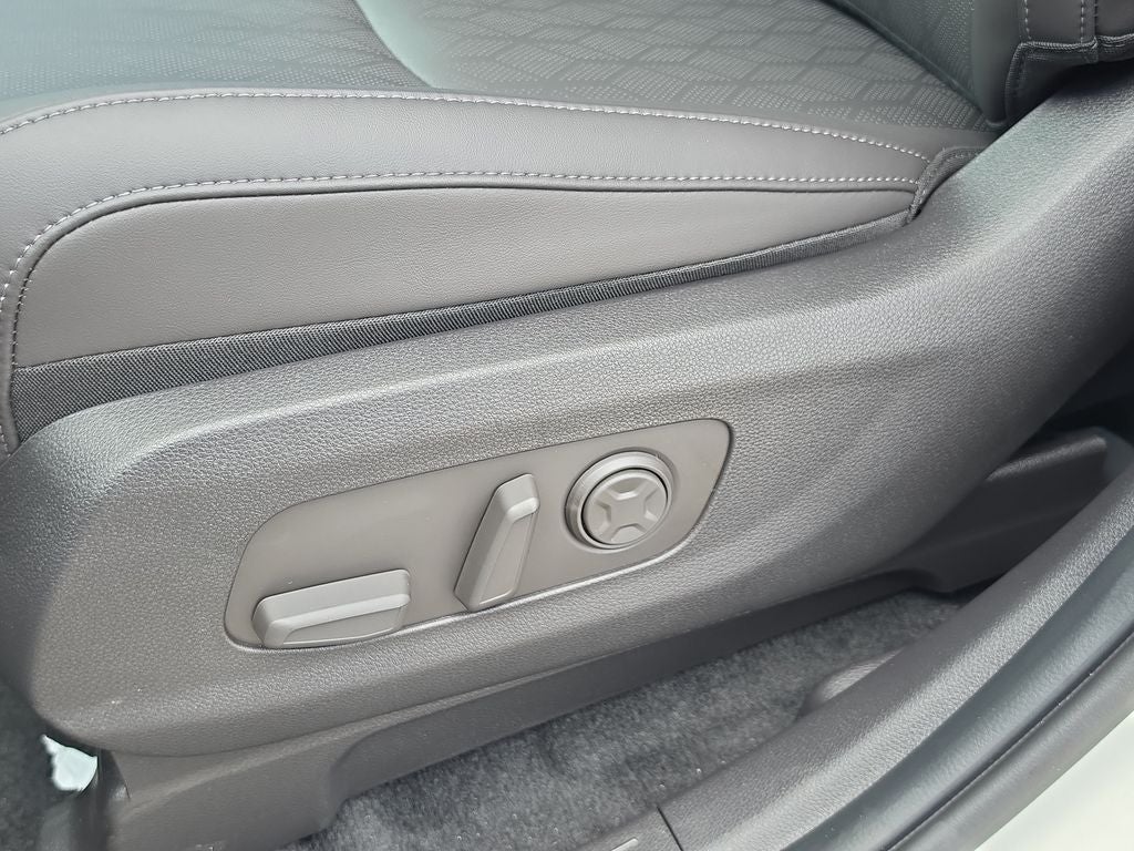 2027 Kia Carnival Hybrid SX