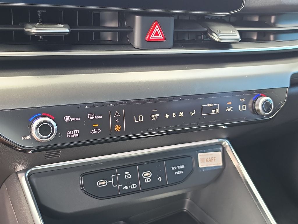 2027 Kia Carnival Hybrid SX