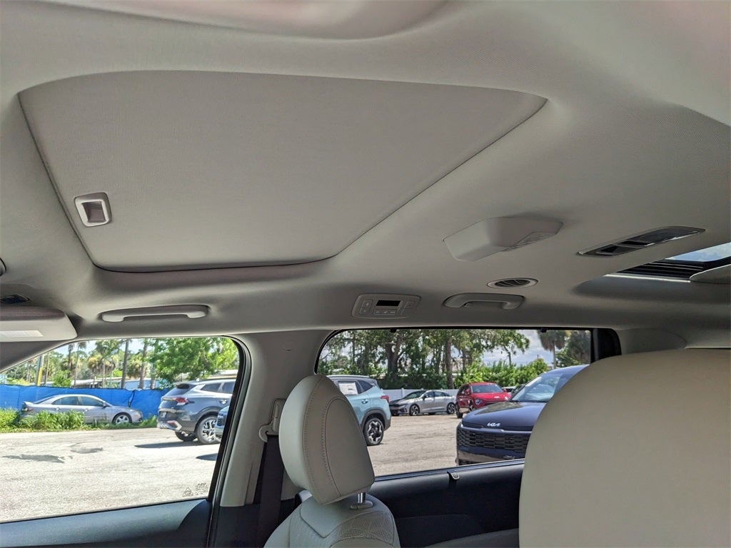 2026 Kia Carnival Hybrid SX