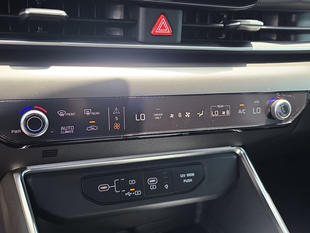 2026 Kia Carnival Hybrid SX