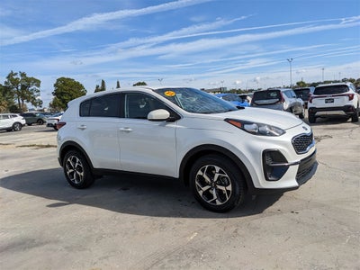 2022 Kia Sportage LX