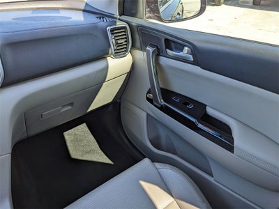 2022 Kia Sportage EX