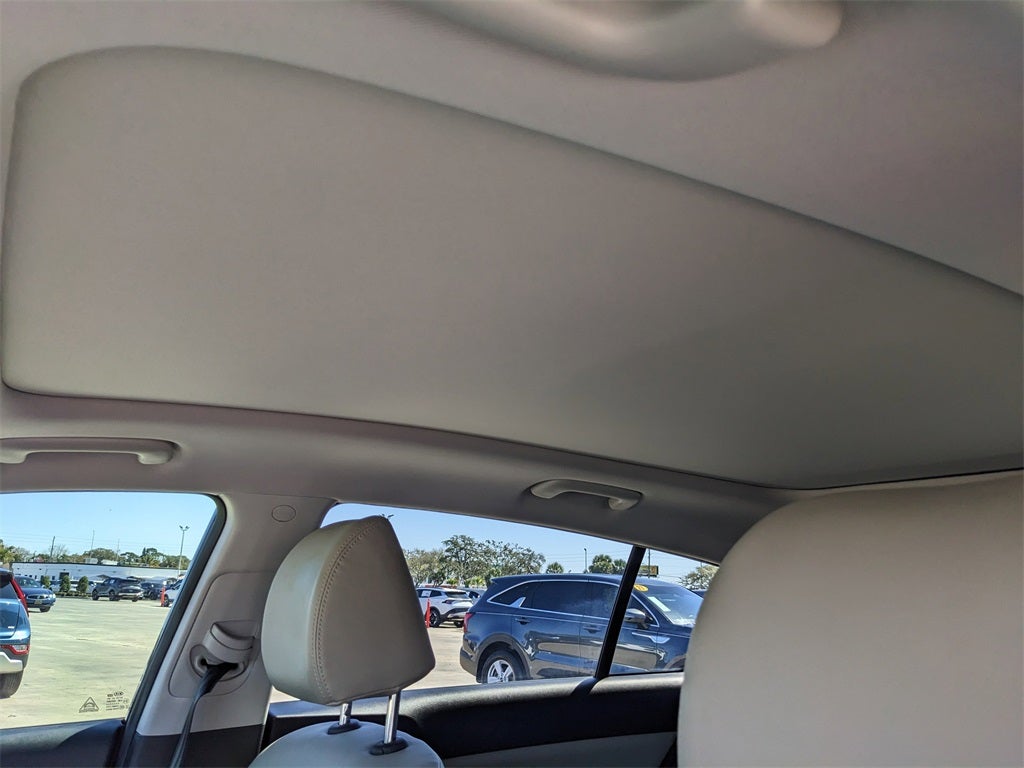 2022 Kia Sportage EX