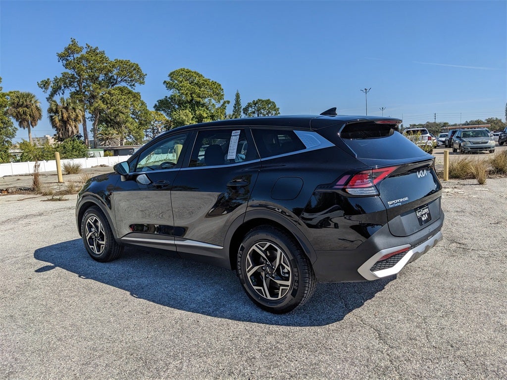 2024 Kia Sportage LX