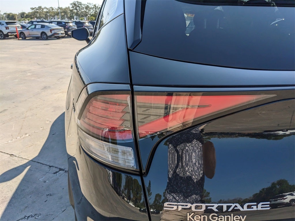 2024 Kia Sportage Hybrid LX