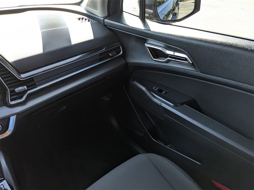 2024 Kia Sportage Hybrid LX