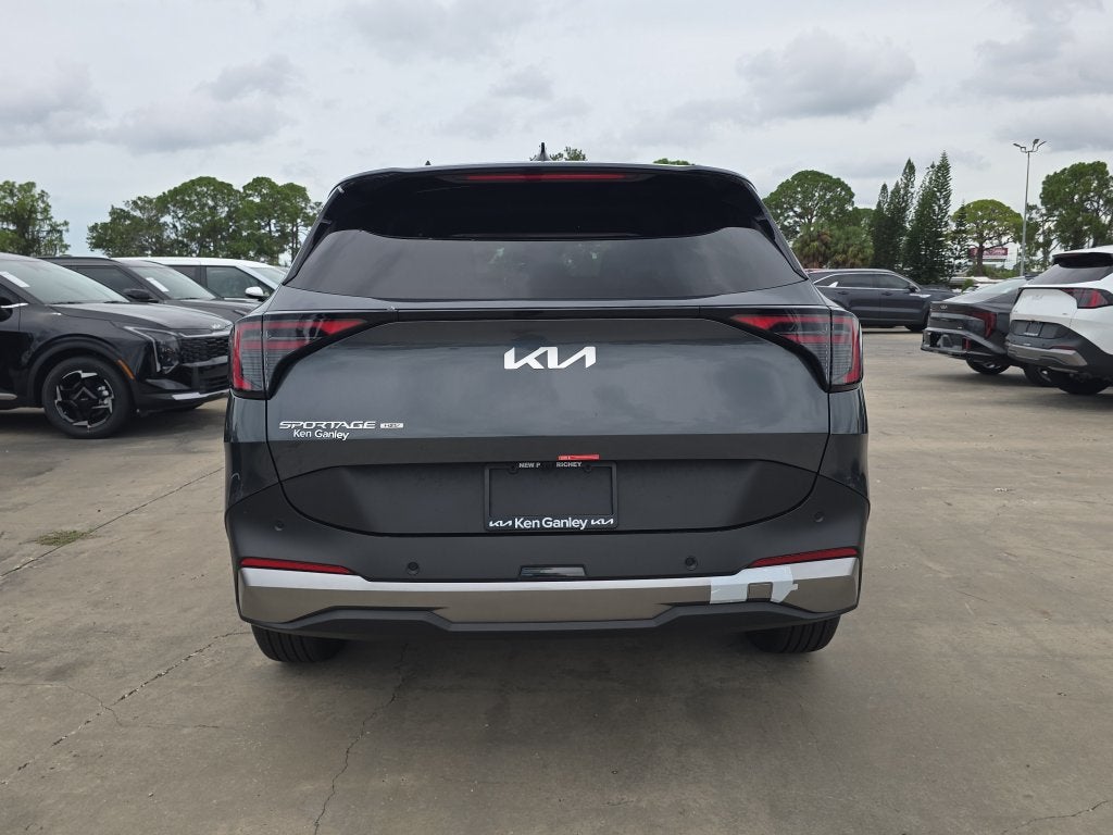 2027 Kia Sportage Hybrid LX