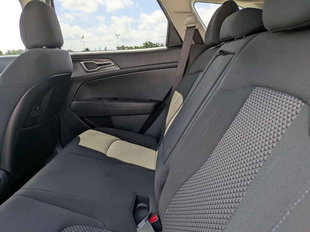 2026 Kia Sportage Hybrid S