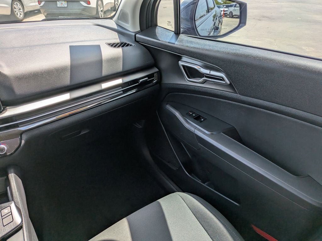 2026 Kia Sportage Hybrid S