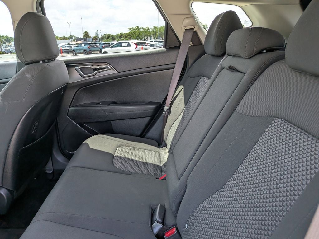 2026 Kia Sportage Hybrid S