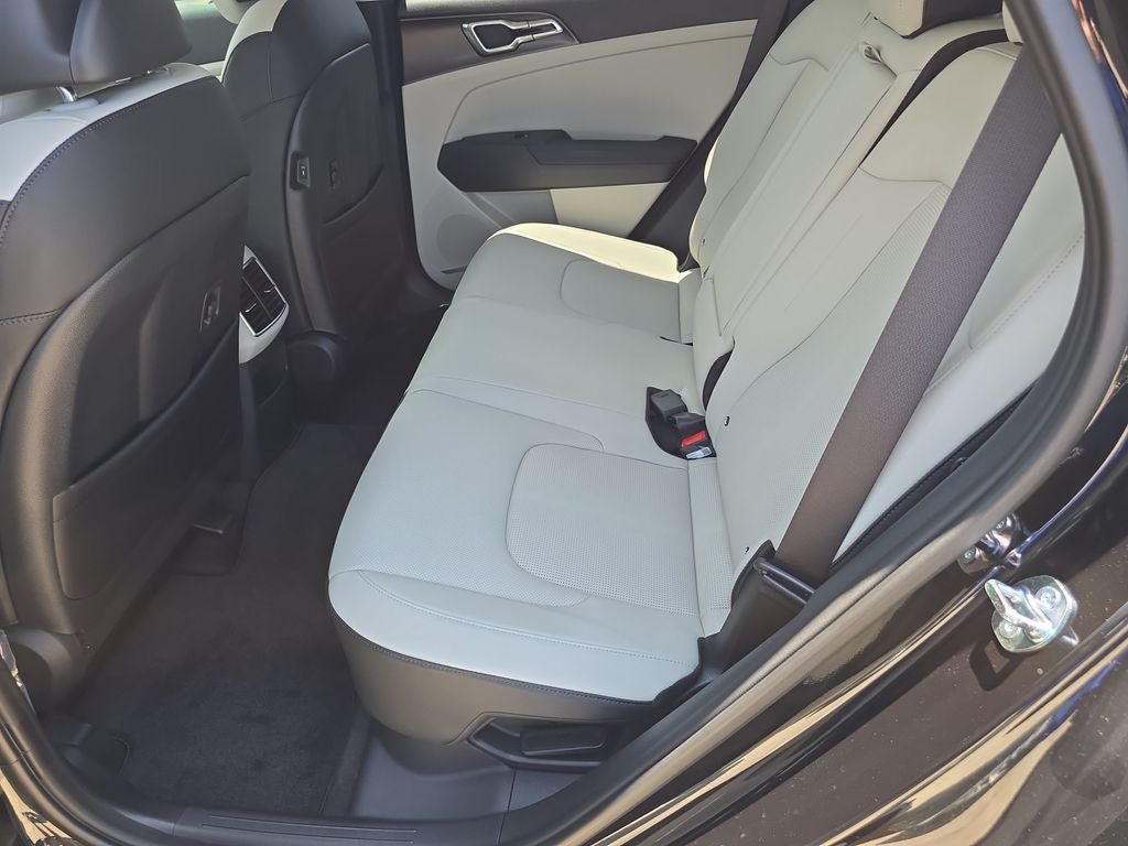 2027 Kia Sportage Hybrid EX