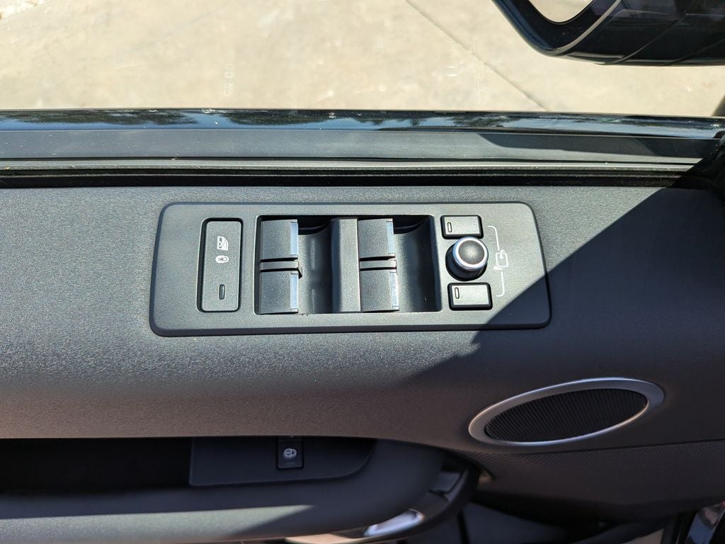 2019 Land Rover Discovery SE