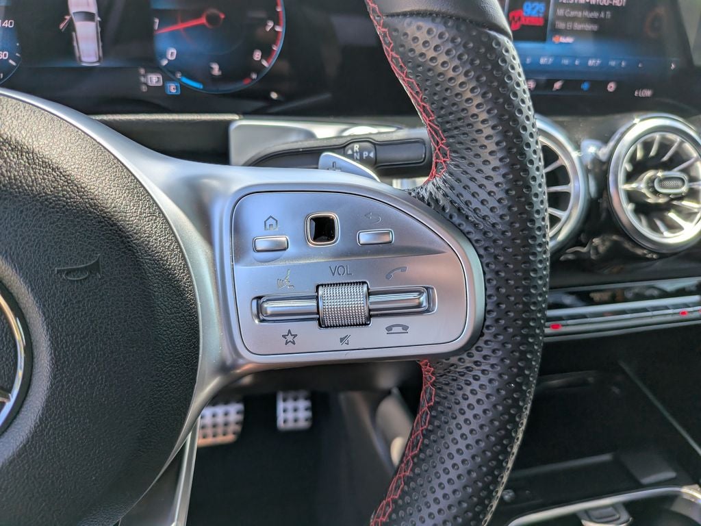 2023 Mercedes-Benz GLB GLB 250