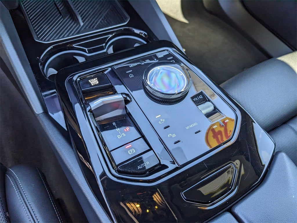 2024 BMW 5 Series 530i