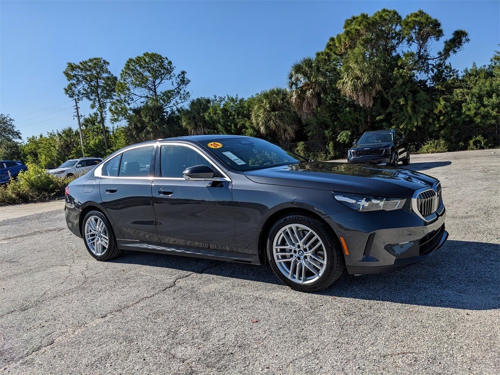 2024 BMW 5 Series 530i