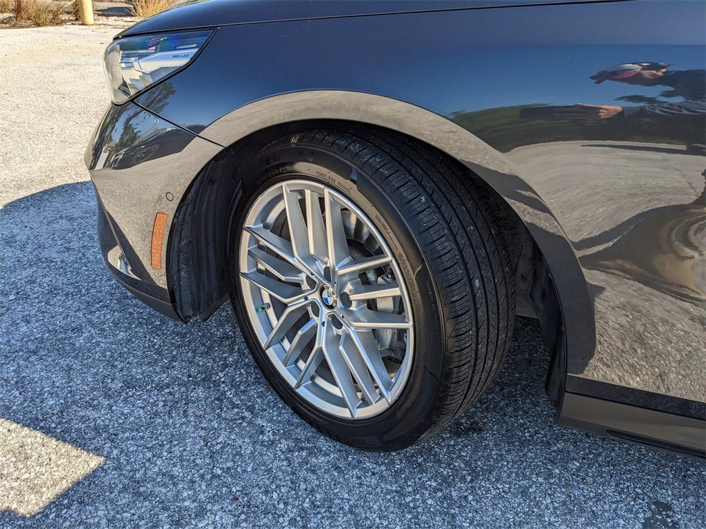 2024 BMW 5 Series 530i