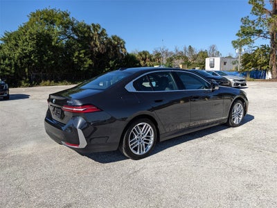 2024 BMW 5 Series 530i