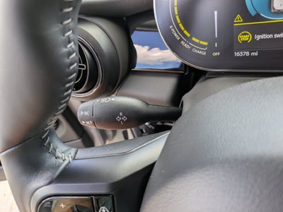 2024 MINI Cooper SE Electric Iconic