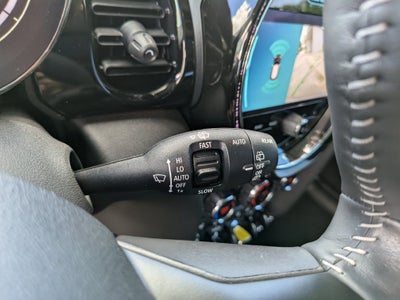 2024 MINI Cooper SE Electric Iconic