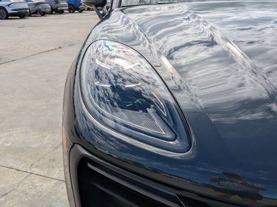 2026 Porsche Macan T