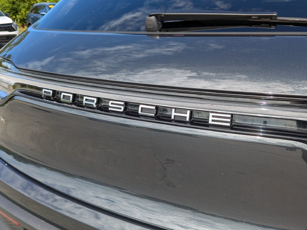 2026 Porsche Macan T
