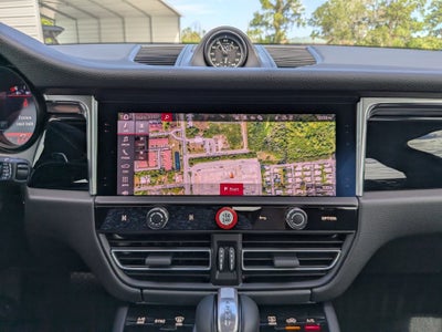 2026 Porsche Macan T