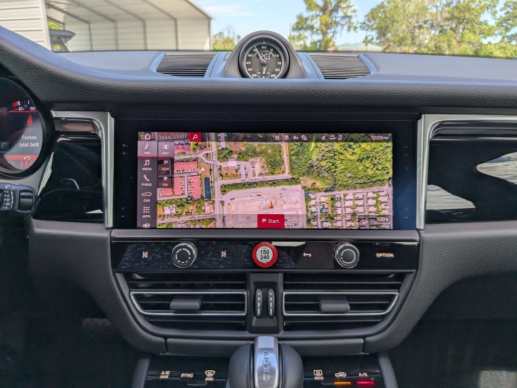 2026 Porsche Macan T