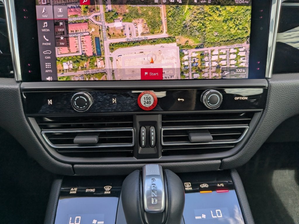 2026 Porsche Macan T