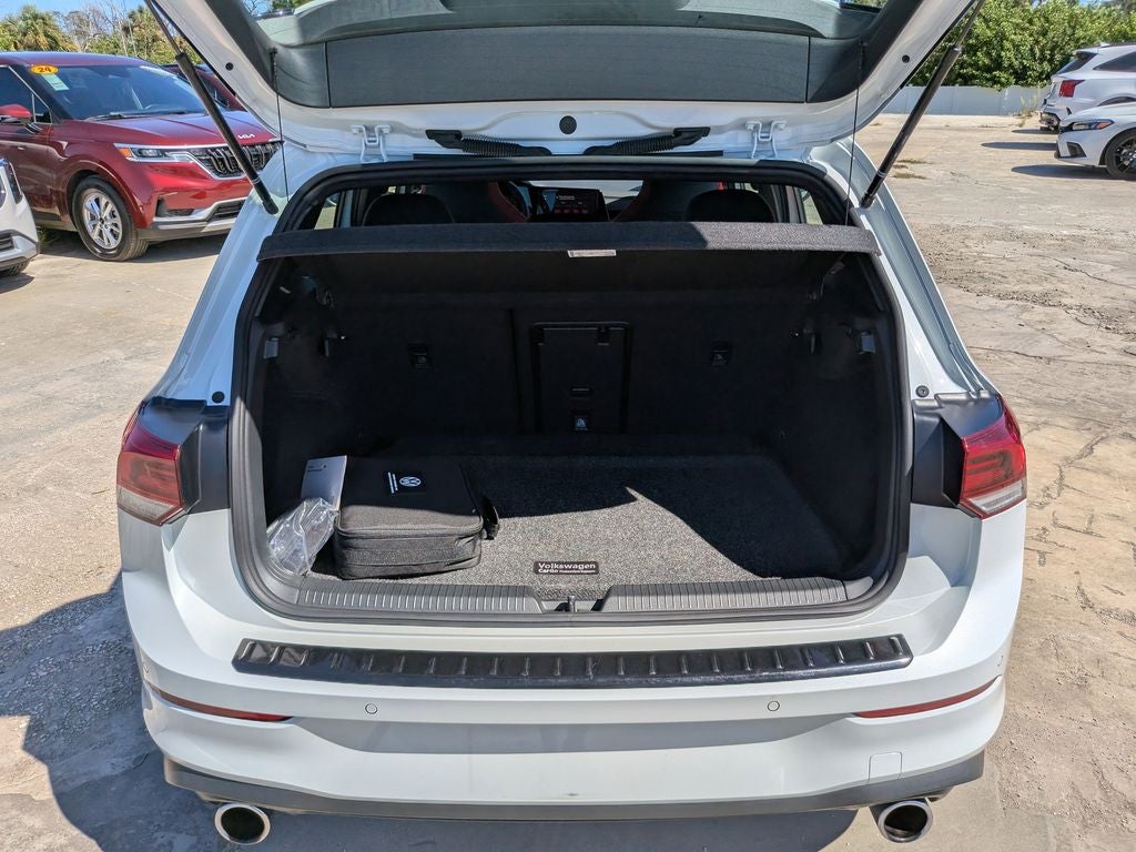 2024 Volkswagen Golf GTI SE