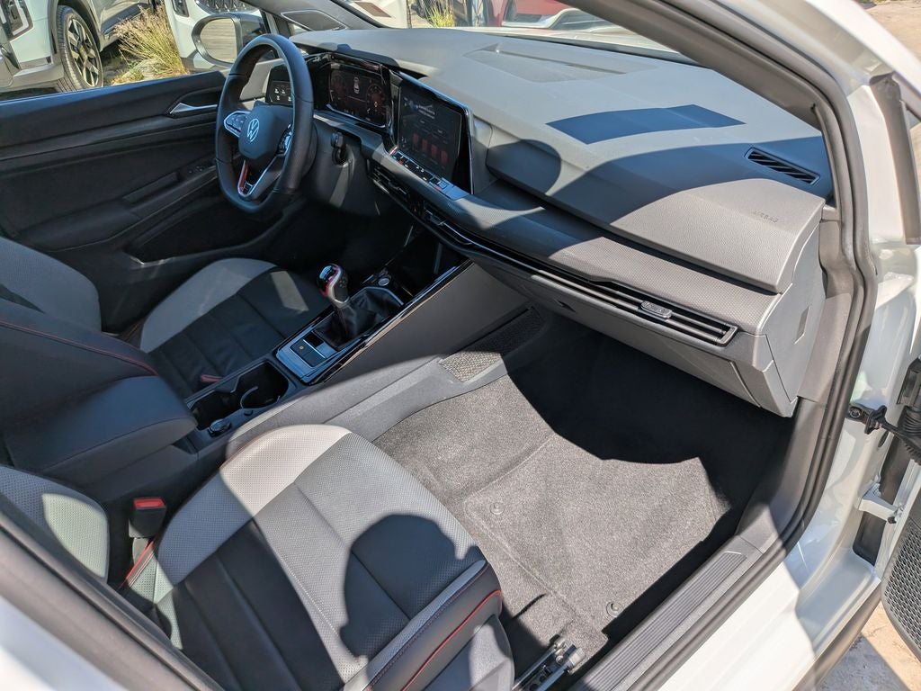 2024 Volkswagen Golf GTI SE